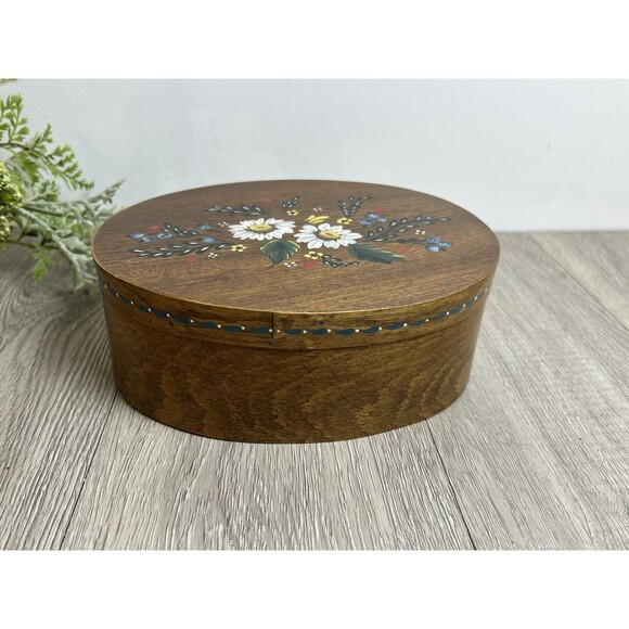 Vintage Wooden Box Oval Shape Hand Painted Floral Lid Made In Yugoslavia - Picture 3 of 13